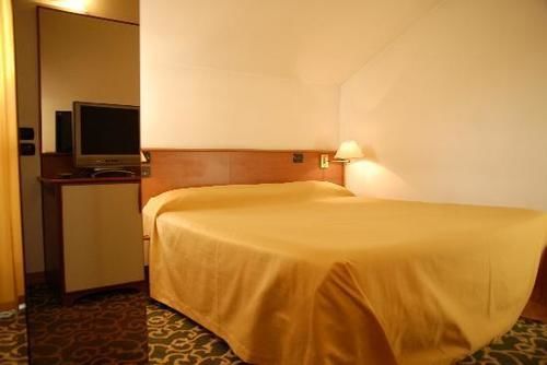 Europa 4* Ossona